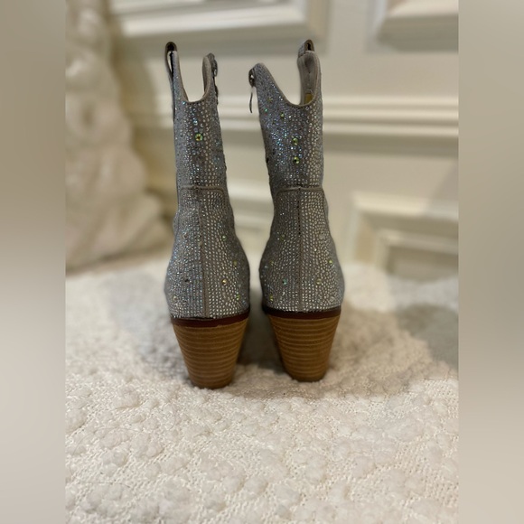 Size 8 Rhinestone Cowboy Ankle Boots - Picture 4 of 6